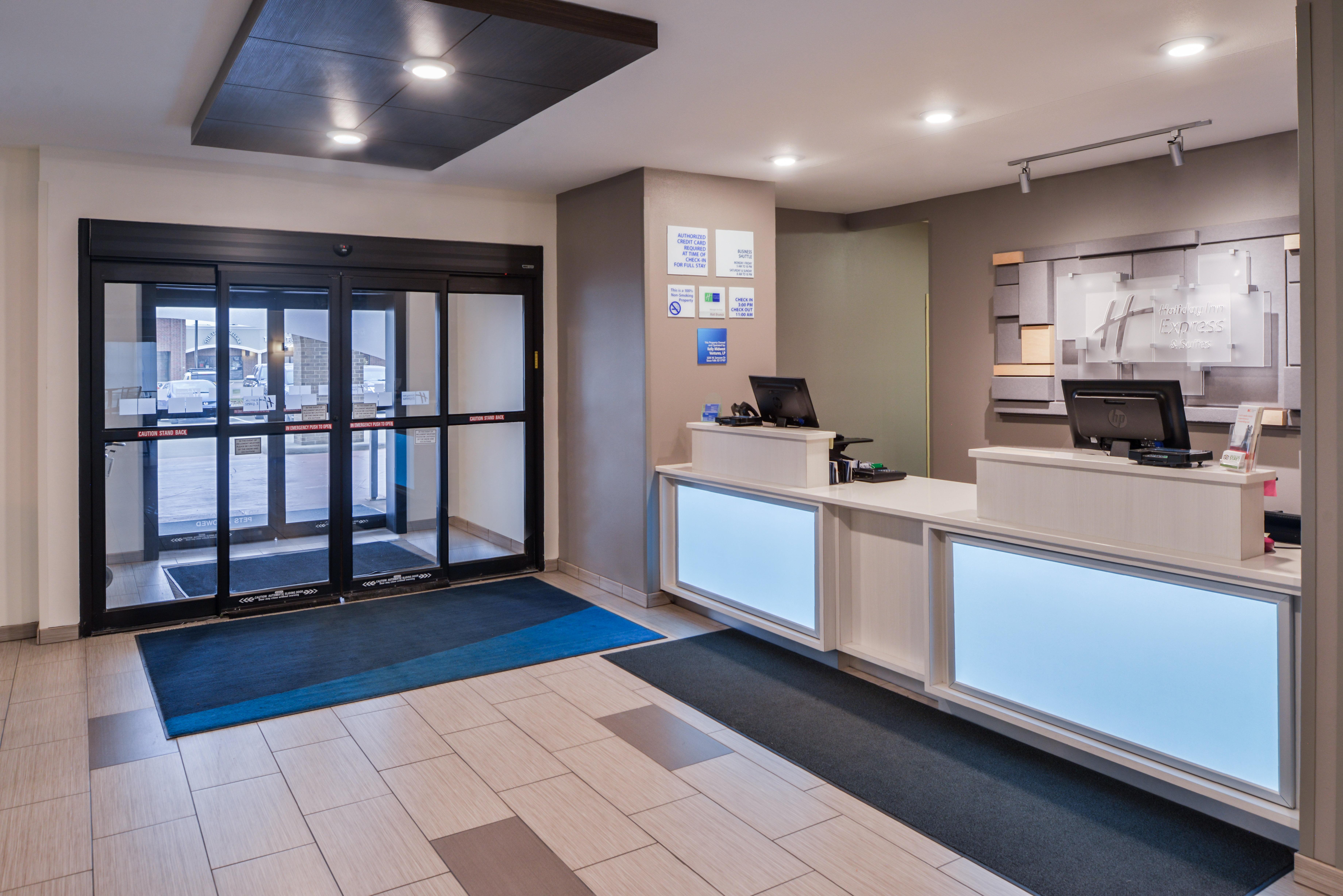 Holiday Inn Express Hotel & Suites Sioux Falls At Empire Mall By Ihg Εξωτερικό φωτογραφία
